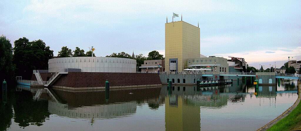 Groningen: Mladi grad s biciklima, poviješću i arhitektonskim čudima 5 Groninger Muzej - Ra-smit, CC BY-SA 3.0, via Wikimedia Commons