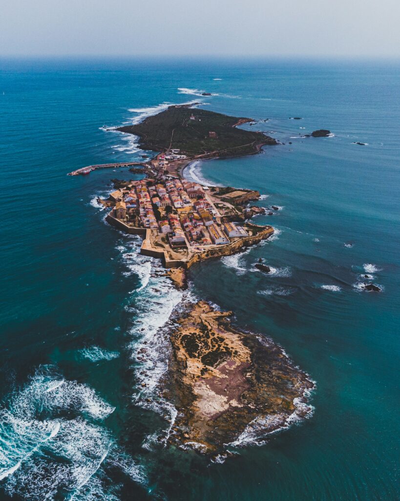 Nueva Tabarca - Španski otok koji spaja tri kulture 3 emil gabrovski 5tVZT1hiroU unsplash