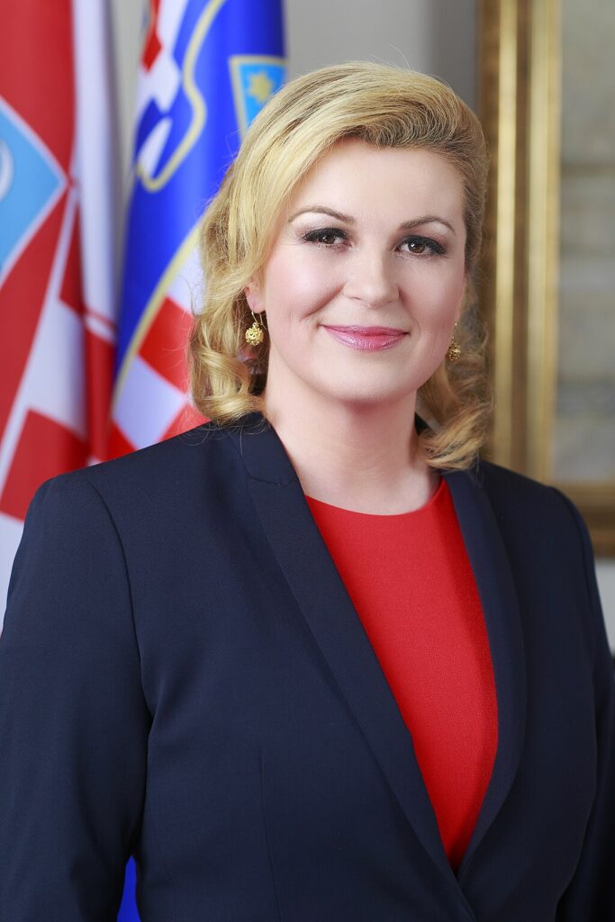 Kolinda Grabar‑Kitarović biografija 1 Kolinda Grabar‑Kitarović biografija - Spinaker Graphics / Office of the President of the Republic of Croatia / Kremlin.ru, CC BY 4.0 , via Wikimedia Commons